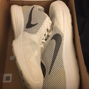 Women’s Nikes